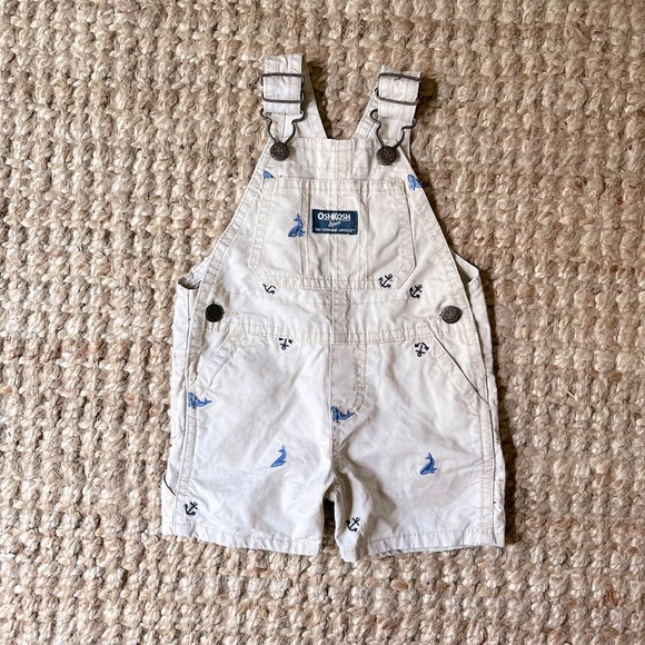 ⚓️ sold ✨oshkosh b’gosh overalls - Picture 1 of 7